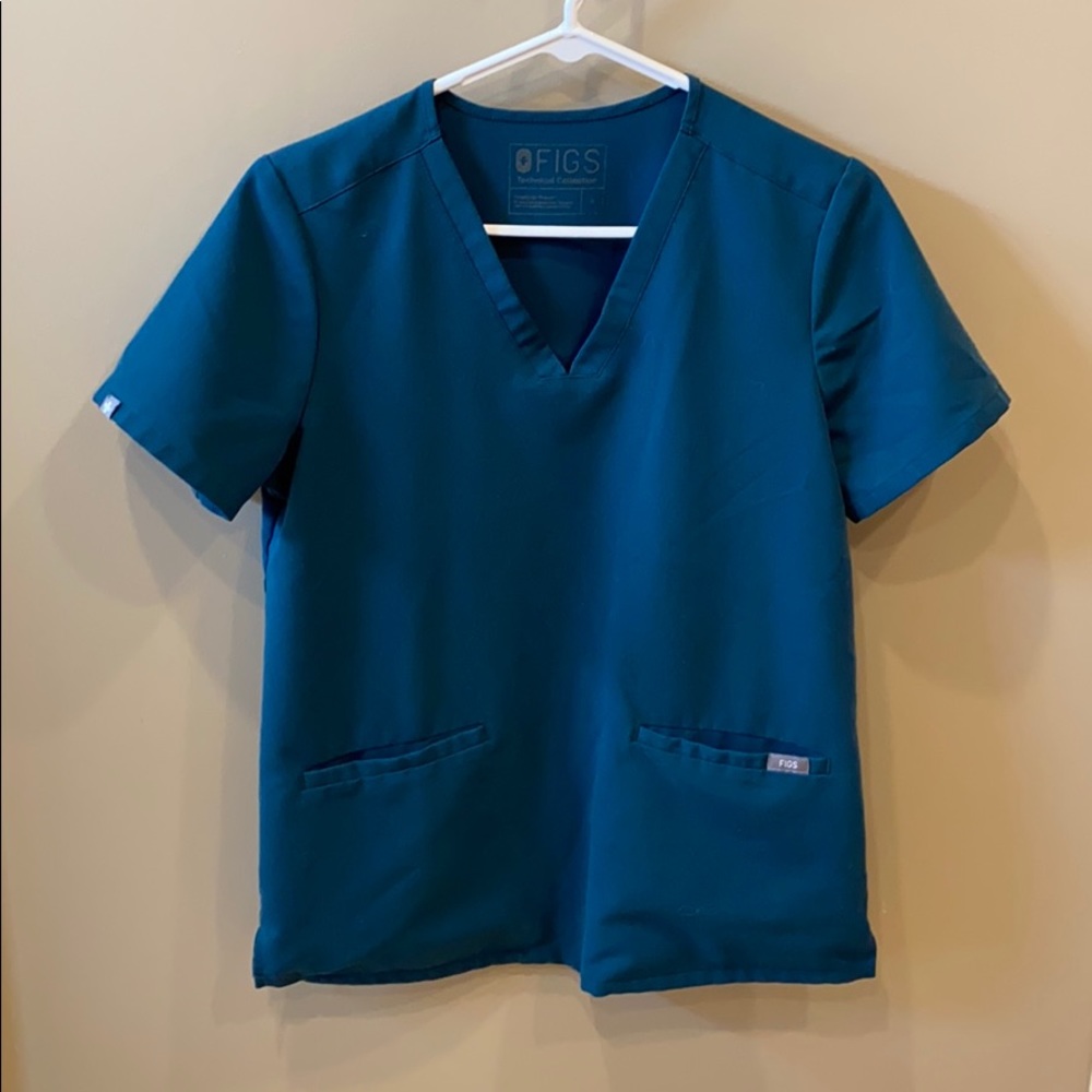 Figs Caribbean blue scrub top